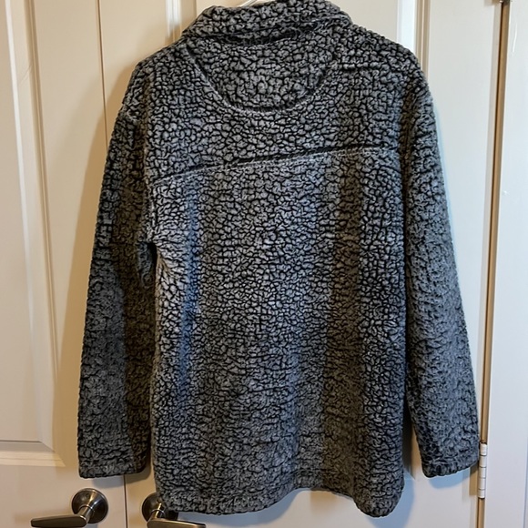 Fuzzy K-State quarter zip, size large! - Picture 5 of 5